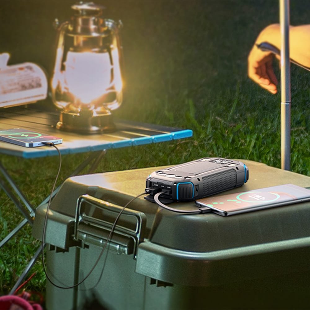 outdoor solar power bank